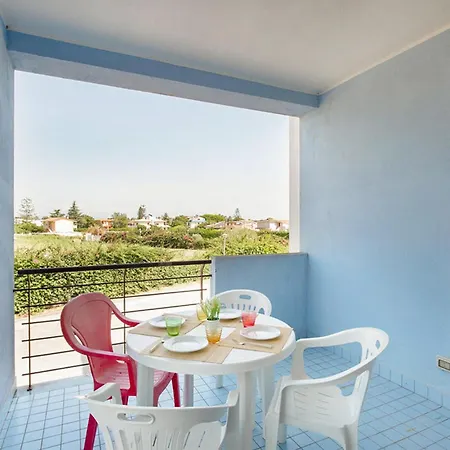 Beautiful In Isca Marina With Wifi Apartamento Badolato Marina
